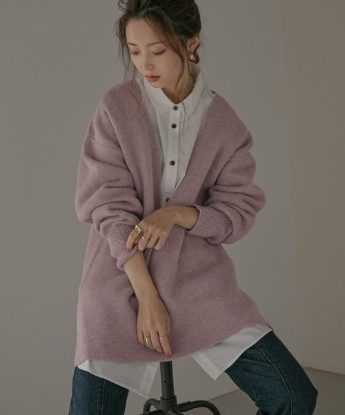 Fashion Letter(ファッションレター)の「深Vネックニットプルオーバー(ニット/セーター・レディース・アイボリー/ブラック/グレイッシュベージュ/ベージュ/ピンク・M)」の5枚目の写真