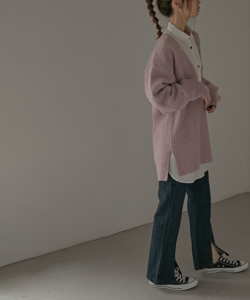 Fashion Letter(ファッションレター)の「深Vネックニットプルオーバー(ニット/セーター・レディース・アイボリー/ブラック/グレイッシュベージュ/ベージュ/ピンク・M)」の9枚目の写真