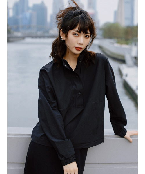 GAP（ギャップ）の「Gapfit コミューター ハーフジップジャケット（その他トップス・レディース・ネイビー/ブラック/ワイン・XS/S/M/L/XXS）」の11枚目の写真