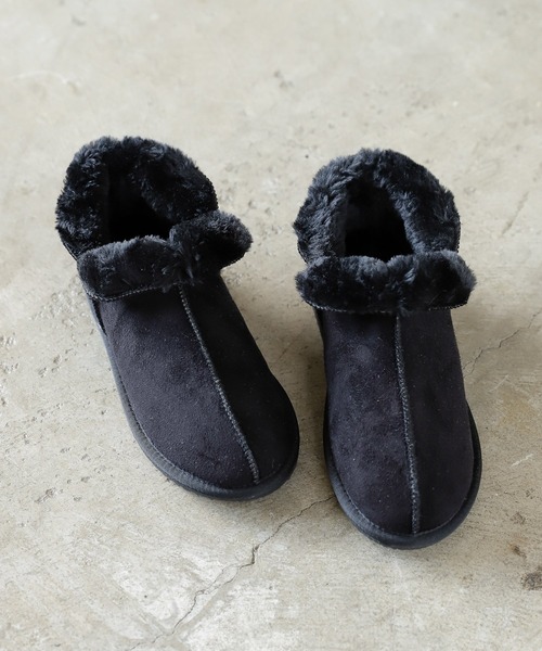 studio CLIP（スタディオクリップ）の「フェイクムートン撥水ブーツ21（ブーツ・レディース・ブラック/ベージュ/グレー・LARGE/MEDIUM）」の2枚目の写真