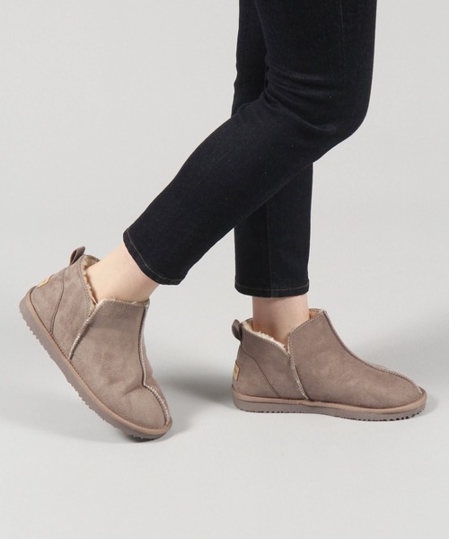 studio CLIP（スタディオクリップ）の「フェイクムートン撥水ブーツ21（ブーツ・レディース・ブラック/ベージュ/グレー・LARGE/MEDIUM）」の14枚目の写真