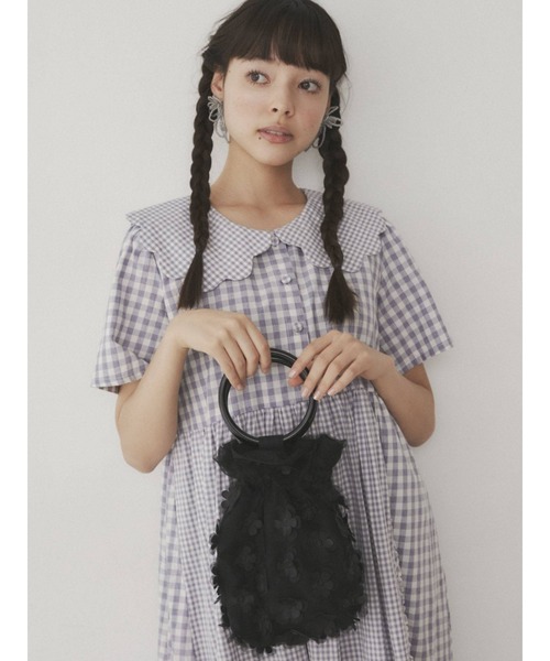 merry jenny（メリージェニー）の「アクリルハンドルおはなbag（ハンドバッグ・レディース・ブラック/オフホワイト・FREE）」の2枚目の写真