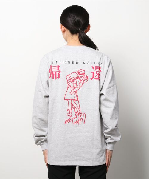 AVIREX（アヴィレックス）の「リターンド セーラー ロングスリーブ Tシャツ/ RETURNED SAILOR LONG SLEEVE T-SHIRT（Tシャツ/カットソー・レディース・ライトピンク/カーキ/オフホワイト/ブラック/ライトグレー・LARGE/MEDIUM/X-LARGE）」の9枚目の写真