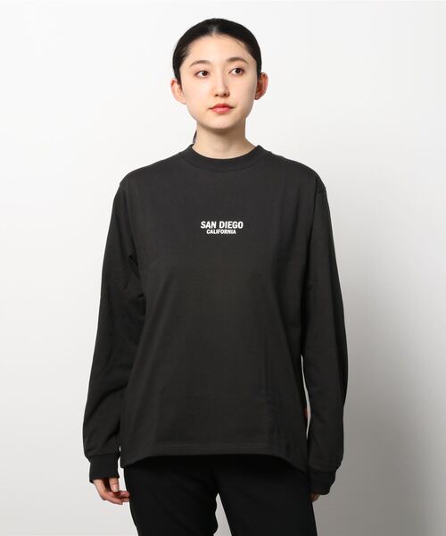 AVIREX（アヴィレックス）の「リターンド セーラー ロングスリーブ Tシャツ/ RETURNED SAILOR LONG SLEEVE T-SHIRT（Tシャツ/カットソー・レディース・ライトピンク/カーキ/オフホワイト/ブラック/ライトグレー・LARGE/MEDIUM/X-LARGE）」の19枚目の写真