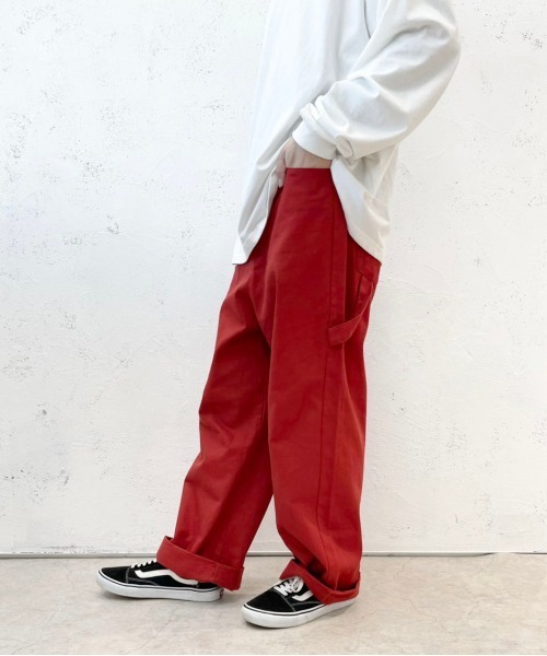 PairPair（ペアペア）の「ツイルワイドペインターパンツ(ユニセックス)（カーゴパンツ・メンズ・レッド/イエロー/アイボリー/グレイッシュブルー・MEDIUM/LARGE）」の4枚目の写真