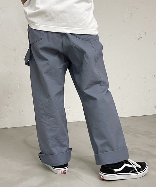 PairPair（ペアペア）の「ツイルワイドペインターパンツ(ユニセックス)（カーゴパンツ・メンズ・レッド/イエロー/アイボリー/グレイッシュブルー・MEDIUM/LARGE）」の13枚目の写真