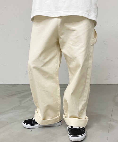 PairPair（ペアペア）の「ツイルワイドペインターパンツ(ユニセックス)（カーゴパンツ・メンズ・レッド/イエロー/アイボリー/グレイッシュブルー・MEDIUM/LARGE）」の9枚目の写真