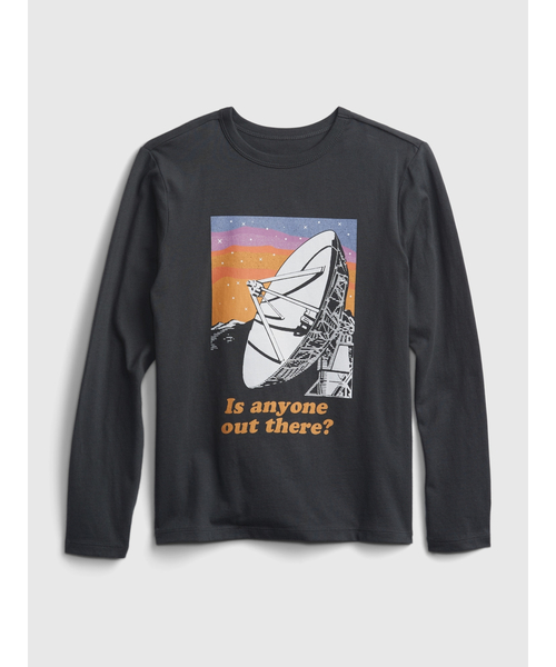 GAP（ギャップ）の「オーガニックコットン100% グラフィック Tシャツ (キッズ)（Tシャツ/カットソー・キッズ・イエロー/グリーン/ブラック系その他/レッド系その他/ワイン・S/M/L/XL/XXL/XS）」の2枚目の写真