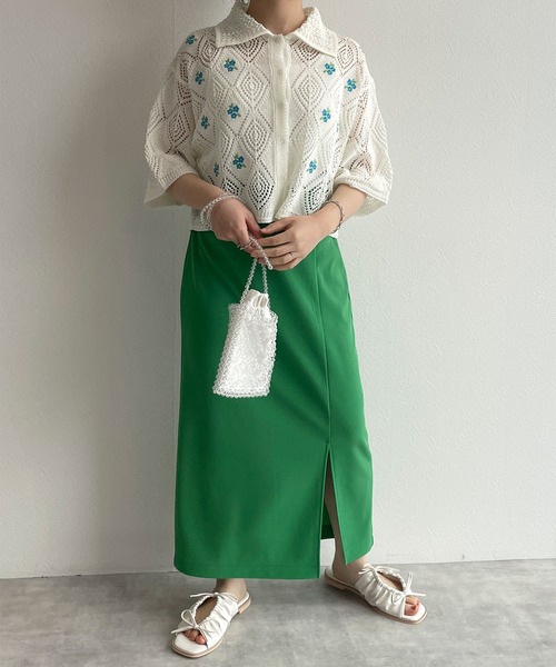 w closet（ダブルクローゼット）の「透かし編み刺繍入り襟付