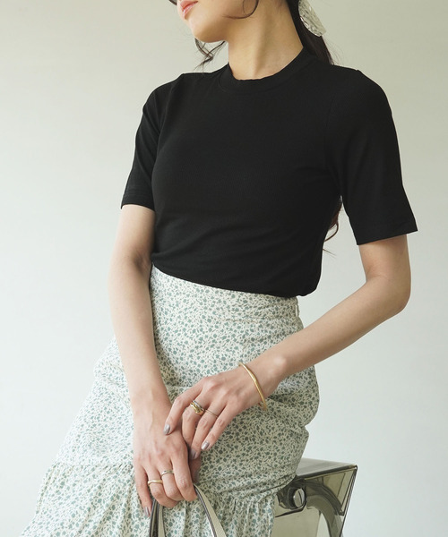 IAMUSE（アイアミューズ）の「【長め袖が二の腕を華奢見せ】テレコリブクルーネック半袖Tシャツ S0440【IAMUSE】（Tシャツ/カットソー・レディース・ブラック/アイボリー/モカ/グリーン系その他/モスグリーン/グレイッシュベージュ・FREE）」の8枚目の写真