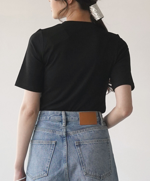 IAMUSE（アイアミューズ）の「【長め袖が二の腕を華奢見せ】テレコリブクルーネック半袖Tシャツ S0440【IAMUSE】（Tシャツ/カットソー・レディース・ブラック/アイボリー/モカ/グリーン系その他/モスグリーン/グレイッシュベージュ・FREE）」の16枚目の写真