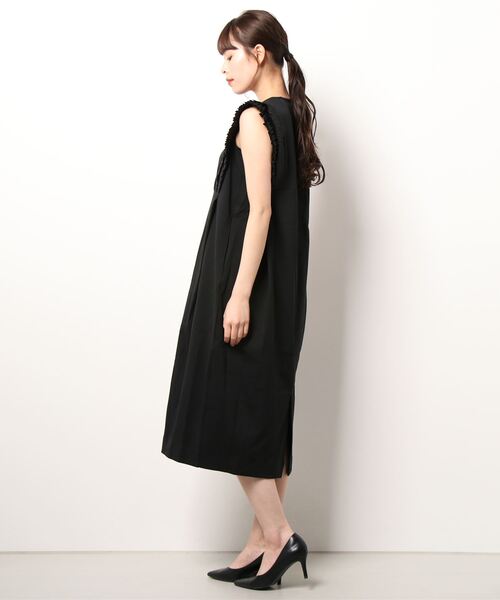 【新品タグ付】マリリンムーン ハーフスリーブタックフリルコクーンドレス 新品タグ付】マリリンムーン ハーフスリーブタックフリル