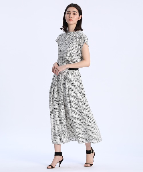 INED(イネド)の「手書き風チェックスカート(スカート・レディース・ブラック/オフホワイト・9号/7号)」の8枚目の写真