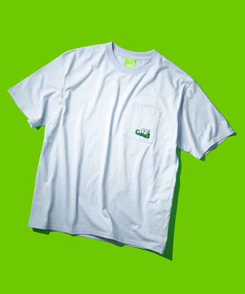 HUF（ハフ）の「MAGIC DRAGON POCKET TEE / HUF ポケットTシャツ