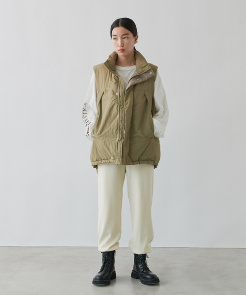 Auntie Rosa Holiday（アンティローザホリデー）の「中綿スタンドベスト（ダウンベスト・レディース・ブラック/ベージュ・FREE）」の21枚目の写真