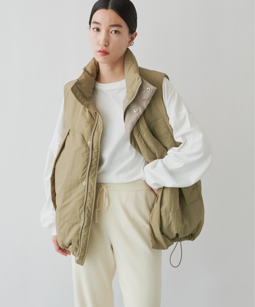 Auntie Rosa Holiday（アンティローザホリデー）の「中綿スタンドベスト（ダウンベスト・レディース・ブラック/ベージュ・FREE）」の18枚目の写真