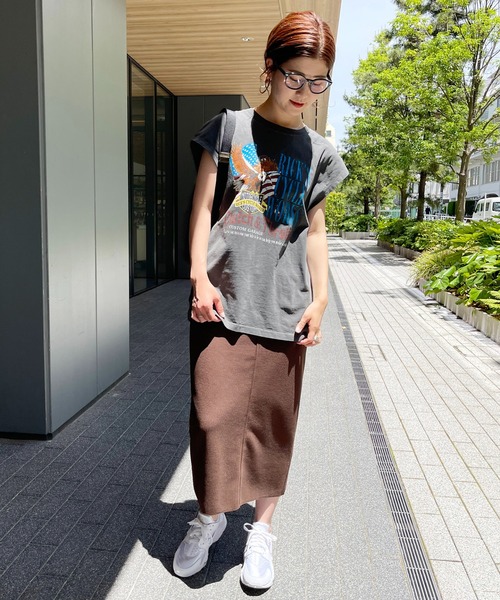 Spick & Span（スピックアンドスパン）の「針抜きダンボールタイトスカート / ミディ（スカート・レディース・ブラウン/ブラック・36/38）」の4枚目の写真