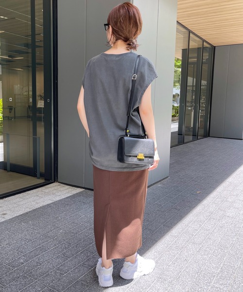 Spick & Span（スピックアンドスパン）の「針抜きダンボールタイトスカート / ミディ（スカート・レディース・ブラウン/ブラック・36/38）」の9枚目の写真