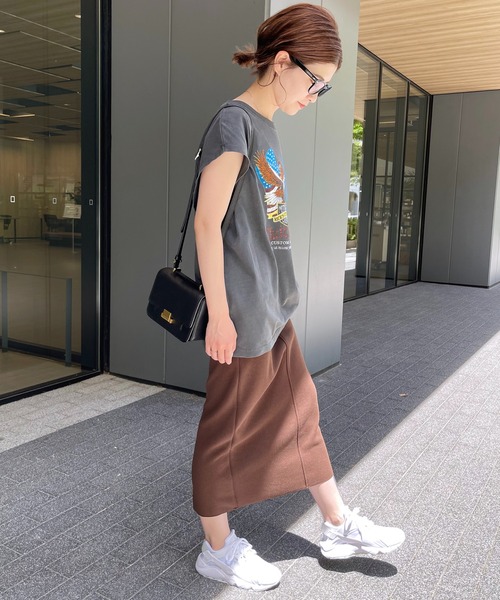 Spick & Span（スピックアンドスパン）の「針抜きダンボールタイトスカート / ミディ（スカート・レディース・ブラウン/ブラック・36/38）」の12枚目の写真