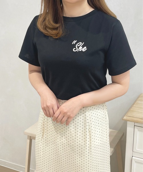 apres jour（アプレジュール）の「ロゴ刺繍Tシャツ【ZOZOTOWN限定アイテム】（Tシャツ/カットソー・レディース・ライトピンク/ブラック/アイボリー/オフホワイト・X-LARGE/フリー）」の7枚目の写真