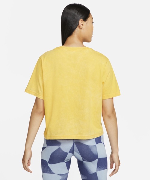 NIKE(ナイキ)の「ナイキ スポーツウェア ウィメンズ Tシャツ / Nike Sportswear Women's T-Shirt(Tシャツ/カットソー・レディース・ネイビー/ゴールド/ブラック・L/M/S/XL/2XL/XS)」の12枚目の写真