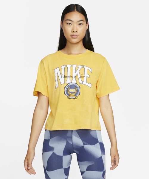 NIKE(ナイキ)の「ナイキ スポーツウェア ウィメンズ Tシャツ / Nike Sportswear Women's T-Shirt(Tシャツ/カットソー・レディース・ネイビー/ゴールド/ブラック・L/M/S/XL/2XL/XS)」の20枚目の写真
