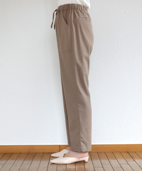 andme(アンドミー)の「リネンブレンドイージーベイカーパンツ(その他パンツ・レディース・ブラック/グレイッシュベージュ/キナリ/グリーン/ライトカーキ・M/L)」の22枚目の写真