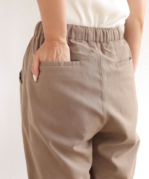 andme(アンドミー)の「リネンブレンドイージーベイカーパンツ(その他パンツ・レディース・ブラック/グレイッシュベージュ/キナリ/グリーン/ライトカーキ・M/L)」の8枚目の写真