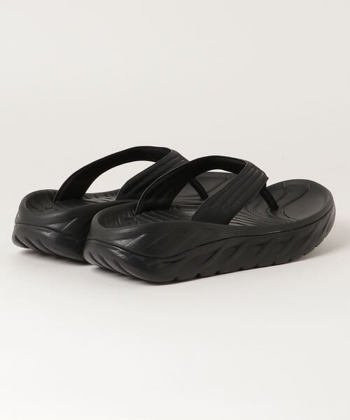 HOKA（ホカ）の「HOKA ONE ONE/ホカ オネオネ　ORA RECOVERY FLIP（サンダル・メンズ・ブラック・10/8/9）」の2枚目の写真