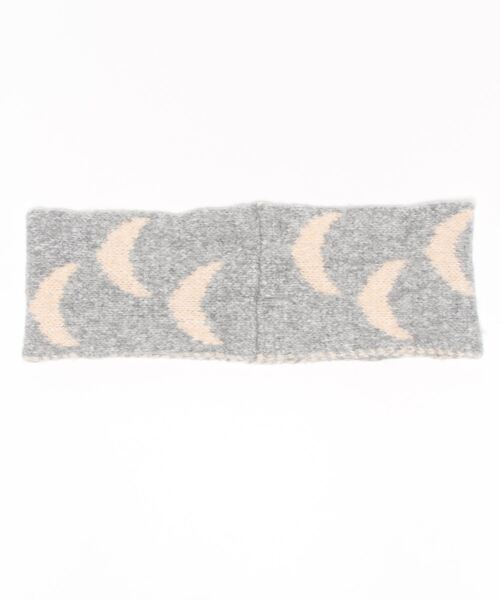 BOBO CHOSES(ボボショーズ)の「Moons knitted neck warmer(ネックウォーマー/スヌード・キッズ・ライトグレー・ONE SIZE)」の5枚目の写真