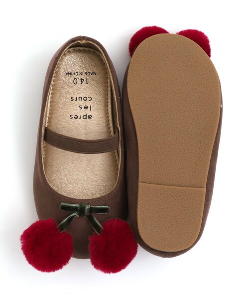 apres les cours（アプレレクール）の「さくらんぼパンプス（パンプス・キッズ・アイボリー/ブラウン・15 /14/18/17/16/19）」の4枚目の写真