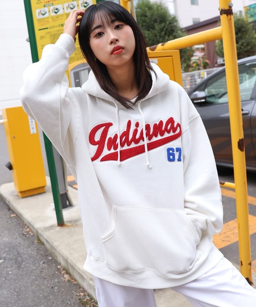 ZIP FIVE（ジップファイブ）の「【ZIP FIVE】オーバーサイズ 肉厚 裏起毛 パーカー 無地 / アソート ロゴ プリント / 刺繍（パーカー・レディース・ブラック系3/グリーン系1/パープル系1/グレー系2/ネイビー系/ホワイト系3/パープル/ホワイト系1/アイボリー系1/ネイビー系2/アイボリー系/イエロー系1/ベージュ系/グレー系その他/グリーン系/イエロー/ダークグリーン系/ホワイト系4/ブラック系4/カーキ/杢グレー/ブルー/ブラック系/ブルー系その他3/ブラック/ベージュ/チャコール/ロイヤルブルー/グレー系1/ホワイト系2/ブラック系2/グリーン/レッド/オレンジ/ブルー系/ホワイト/ブルー系その他/ダークグリーン系2/オートミール/ダークグリーン系1/ブラウン/レッド系2/ホワイト系5/ブラック系1/ブルー系その他2/ネイビー/ブラウン系/ダークグリーン/ホワイト系その他/アイボリー/レッド系/レッド系1/アイボリー系2/ネイビー系1/ホワイト系/グレー系/オレンジ系1・LARGE/MEDIUM/X-LARGE）」の10枚目の写真