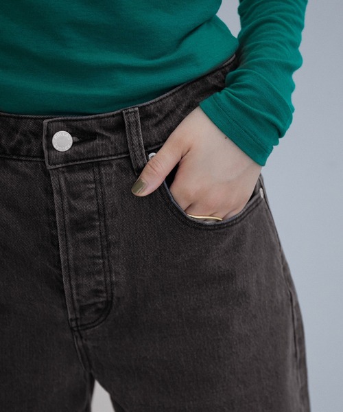 ROLLA'S（ローラス）の「【ROLLA'S】CLASSIC CUTOFF（デニムパンツ・レディース・ブラック・27/28）」の9枚目の写真