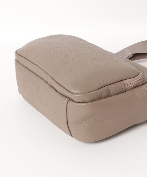 PR01.（ピーアールワン）の「itten-itten BOLLA レザーミニショルダーバッグ（ショルダーバッグ・レディース・チャコールグレー/オレンジ/グリーン/モカ・FREE）」の15枚目の写真