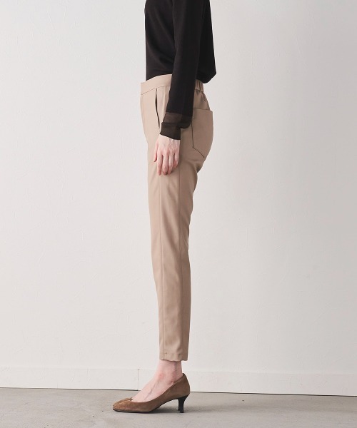 la.f…（ラエフ）の「【WEB別注】ムレないECOストレッチレザーパンツ≪洗濯機で洗える≫（その他パンツ・レディース・ブラック/ベージュ・11号/9号/7号）」の11枚目の写真