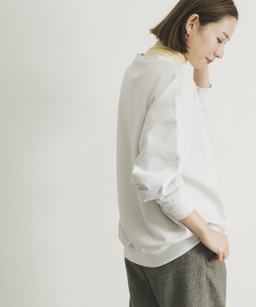 URBAN RESEARCH(アーバンリサーチ)の「裏起毛ロゴスウェット(スウェット・レディース・グリーン系その他/グレー系その他・FREE)」の9枚目の写真