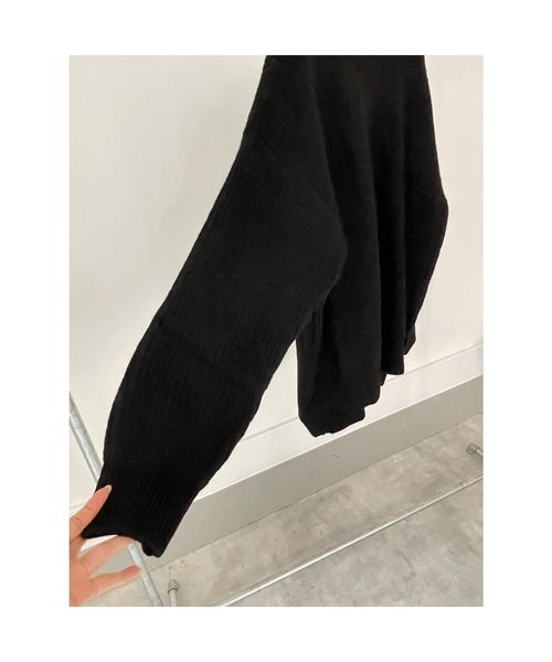 ulu（ウル）の「Round neck knit pullover（ニット/セーター・レディース・ブラック/アイボリー・FREE）」の17枚目の写真
