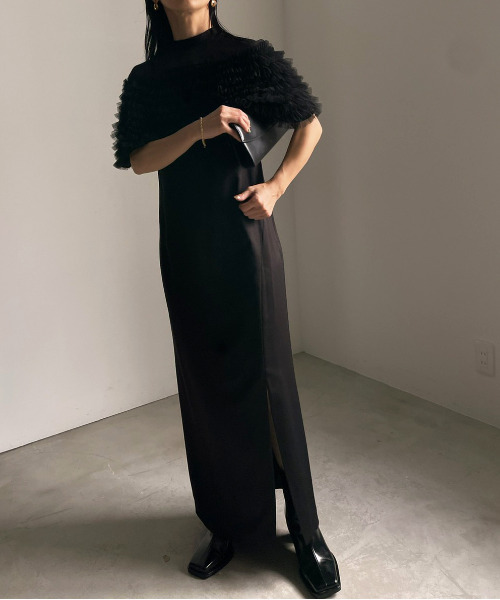 Ameri（アメリ）の「2WAY VOLUME FRILL BOLERO SET DRESS（ワンピース