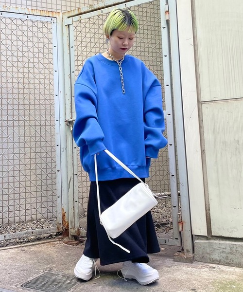 Narcissus(ナルシス)の「【Narcissus】シンプルスウェット(スウェット・レディース・ブラック/ブルー・FREE)」の19枚目の写真