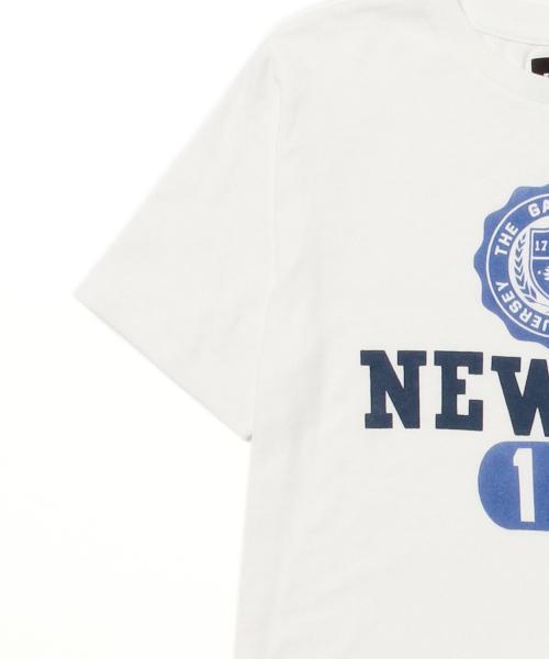 BEAMS（ビームス）の「BEAMS / アメリカン ロゴTEE（Tシャツ/カットソー・メンズ・グレー/ホワイト/ネイビー・LARGE/X-LARGE/MEDIUM/SMALL）」の10枚目の写真