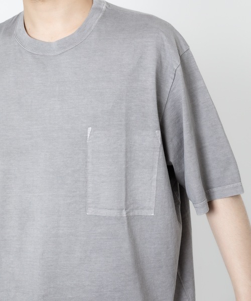 ATTACHMENT（アタッチメント）の「コットンジャージ ポケットレス S/S TEE  /  CO JERSEY POCKETLESS S/S TEE（Tシャツ/カットソー・メンズ・グレー/ブラック・2/1/3）」の8枚目の写真