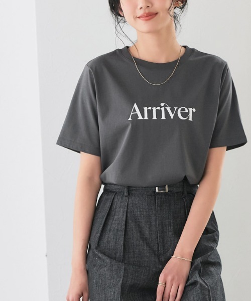 Pierrot（ピエロ）の「【接触冷感・イージーケア】選べるロゴTシャツ（Tシャツ/カットソー・レディース・グレー系その他2/ホワイト系その他/ホワイト系その他2/グレー系その他/ホワイト系その他3/ブルー系その他/ブルー系その他2/ホワイト系4/ホワイト系その他4/ホワイト×シルバー/チャコールグレー×ブラック/ホワイト×ブラック/ホワイト系その他5/ベージュ系その他/ブラック×グレー/ネイビー×ホワイト/ブラック系その他/ベージュ系その他2/グレー系その他3/ブルー系その他3/ホワイト系その他6/ホワイト×ゴールド/ホワイト系その他7/ホワイト系/グレー×ホワイト/ホワイト×グレー/ベージュ系その他3/オフホワイト/ホワイト×ネイビー/ネイビー・L/M）」の20枚目の写真