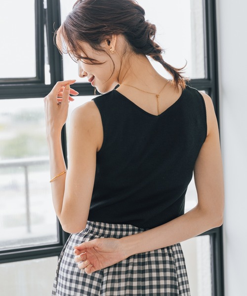 GLOBAL WORK（グローバルワーク）の「Beautee2WAYタンク/163479（タンクトップ・レディース・ブラック/ネイビー/オレンジ/アイボリー/モカ/オフホワイト/ブラウン・MEDIUM/LARGE）」の4枚目の写真