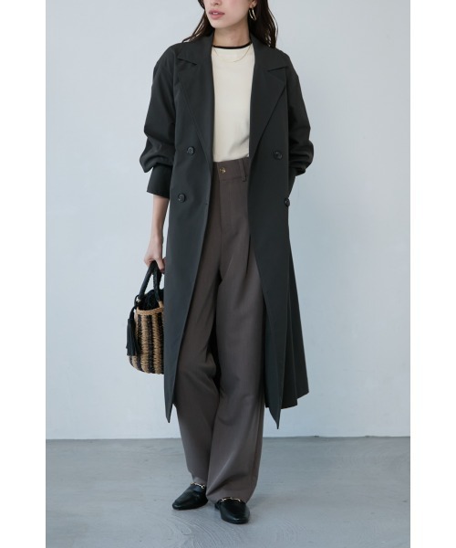 M.deux(エムドゥ)の「《ボリュームスリーブトレンチコート》(トレンチコート・レディース・カーキ/ベージュ/チャコールグレー・MEDIUM)」の4枚目の写真