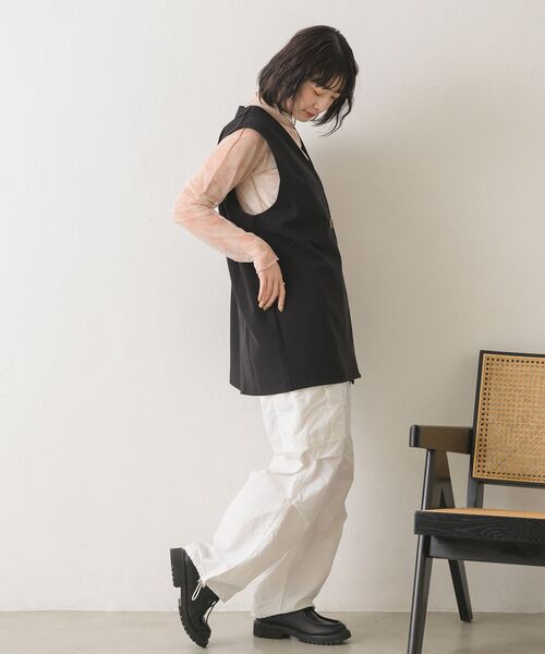 RETRO GIRL（レトロガール）の「ノーカラーゆるベスト（ベスト・レディース・ブラック/ナチュラル/ライトブルー・FREE）」の9枚目の写真