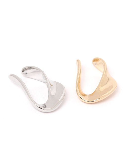 LAKOLE（ラコレ）の「ツイストデザインイヤーカフ / 189613（イヤーカフ・レディース・その他1/その他2・FREE）」の4枚目の写真