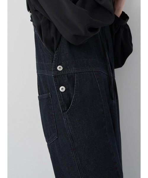 earth music&ecology(アースミュージックアンドエコロジー)の「オーバーオールデニム(サロペット/オーバーオール・レディース・アイボリー/ダークインディゴブルー・M/S)」の3枚目の写真