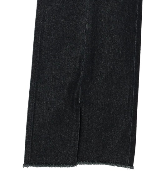 earth music&ecology(アースミュージックアンドエコロジー)の「オーバーオールデニム(サロペット/オーバーオール・レディース・アイボリー/ダークインディゴブルー・M/S)」の18枚目の写真