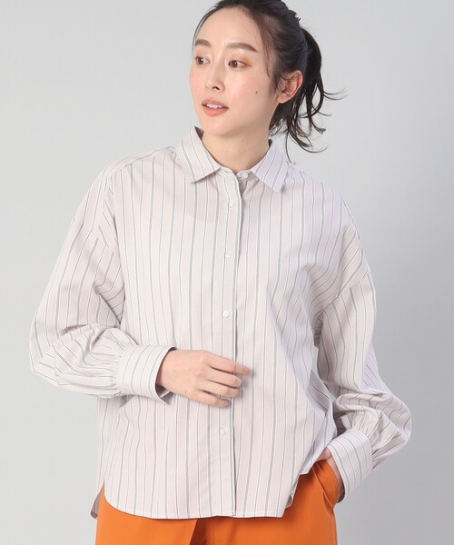 UNTITLED(アンタイトル)の「【1枚でも羽織でも】ストライプ柄 レギュラーカラーシャツ(シャツ/ブラウス・レディース・モスグリーン系2/ブルー系7/グレー系7・00/02/04/44/48)」の1枚目の写真