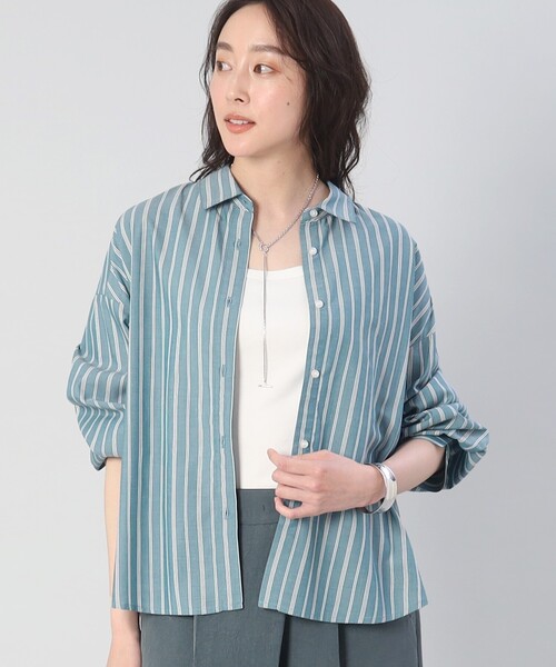 UNTITLED(アンタイトル)の「【1枚でも羽織でも】ストライプ柄 レギュラーカラーシャツ(シャツ/ブラウス・レディース・モスグリーン系2/ブルー系7/グレー系7・00/02/04/44/48)」の2枚目の写真